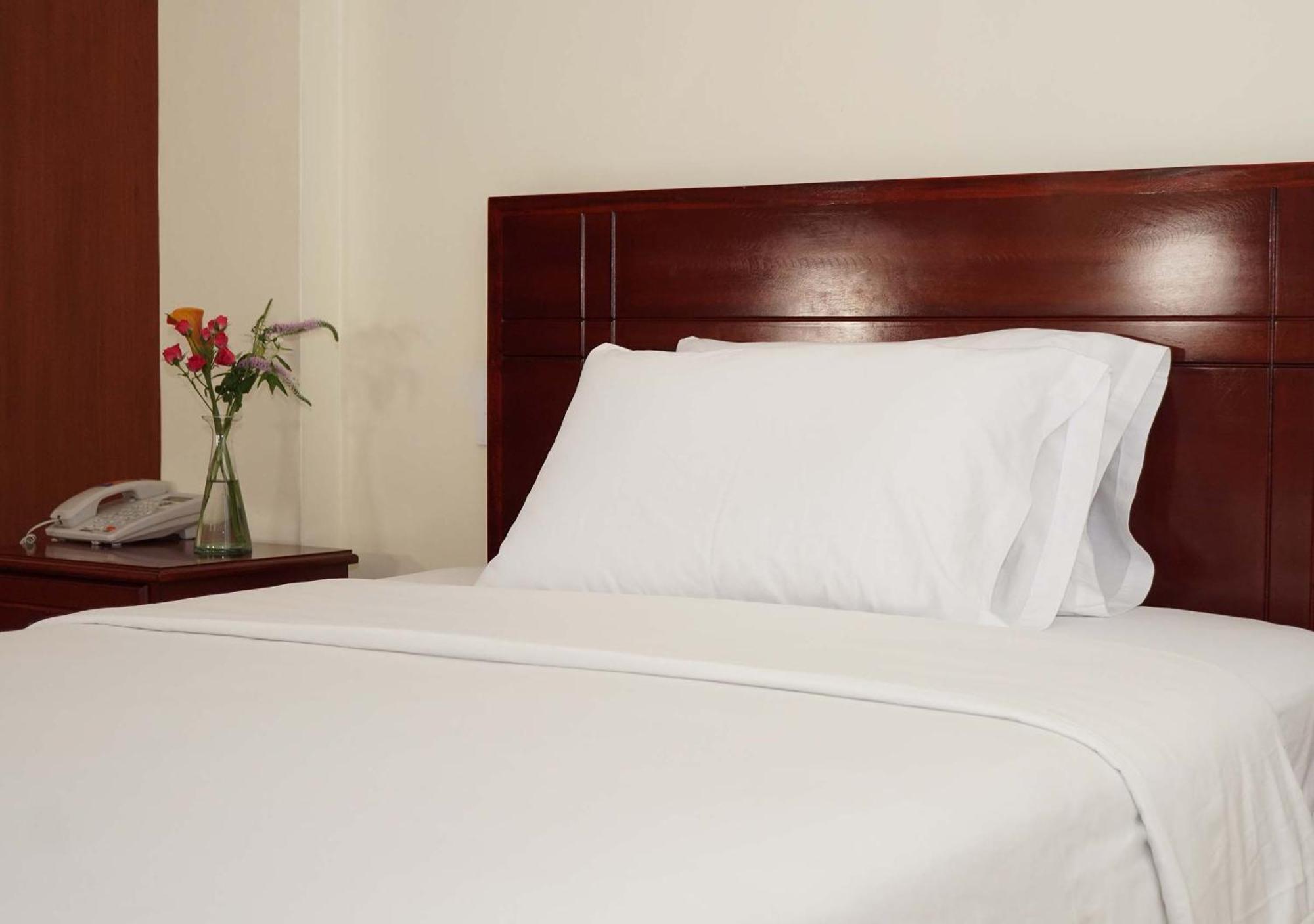Hotel Lottus Кито Екстериор снимка