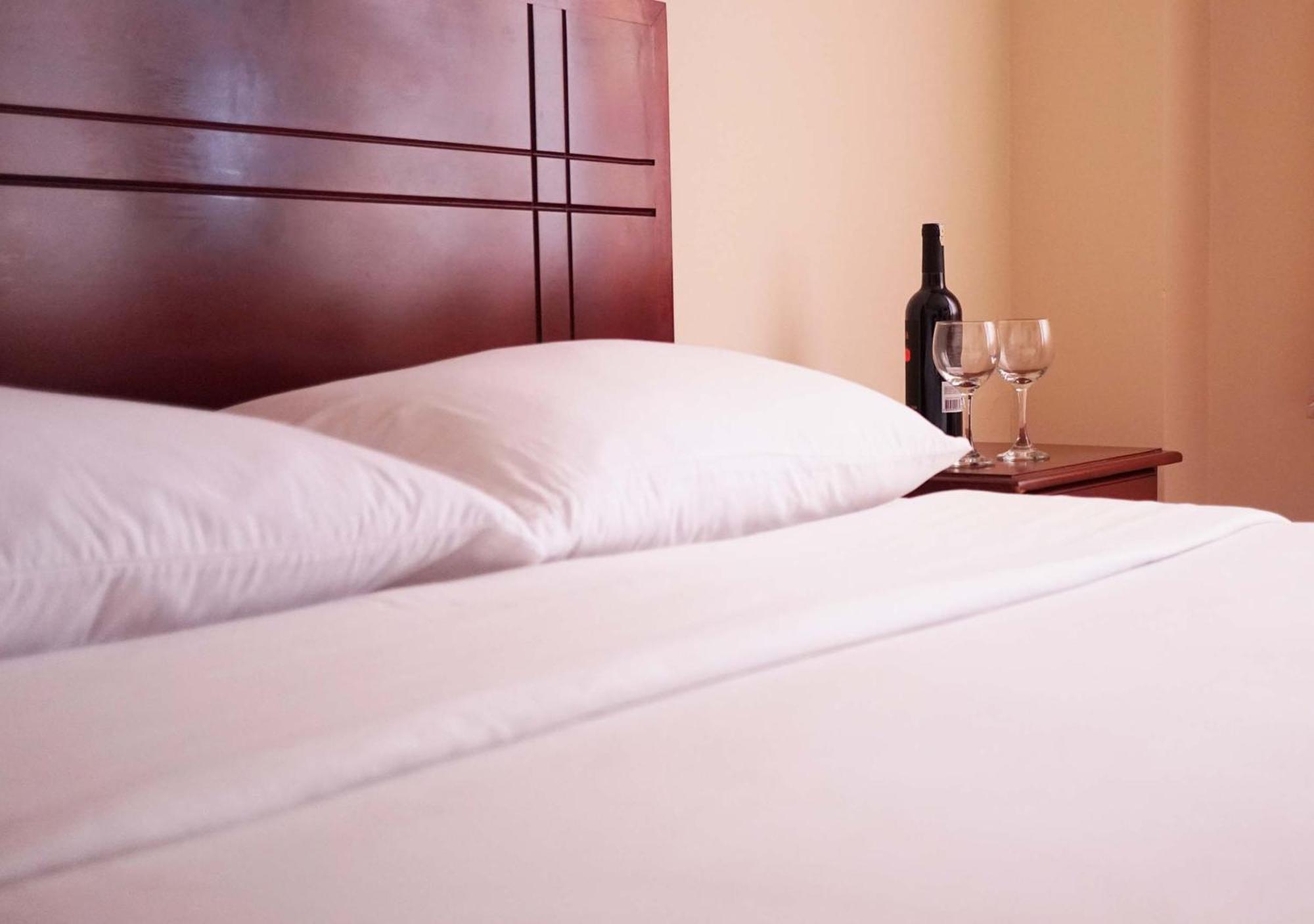 Hotel Lottus Кито Екстериор снимка