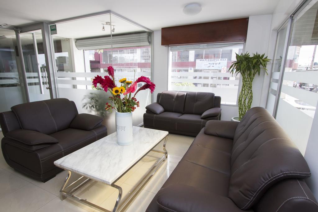 Hotel Lottus Кито Екстериор снимка