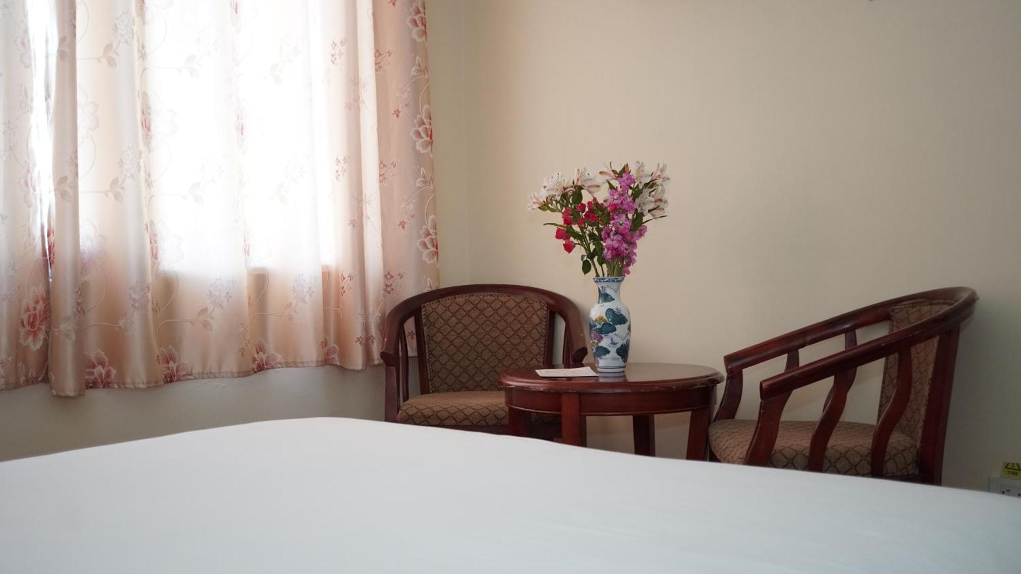 Hotel Lottus Кито Стая снимка
